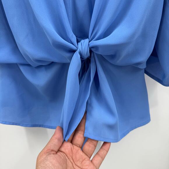 NWT Express Mock Wrap with Front Tie Accent Long Keyhole Neckline Size M - Picture 6 of 10